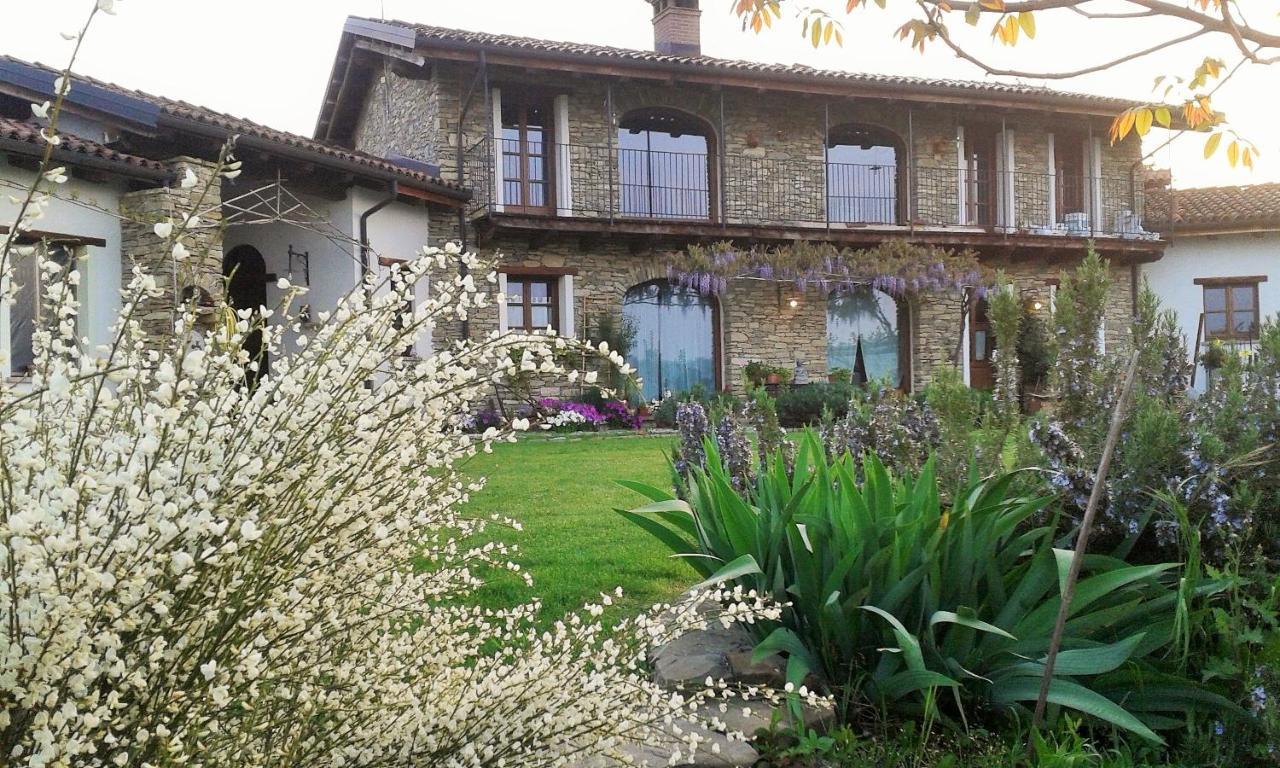 Magiche Langhe Bed & Breakfast Paroldo Exterior foto