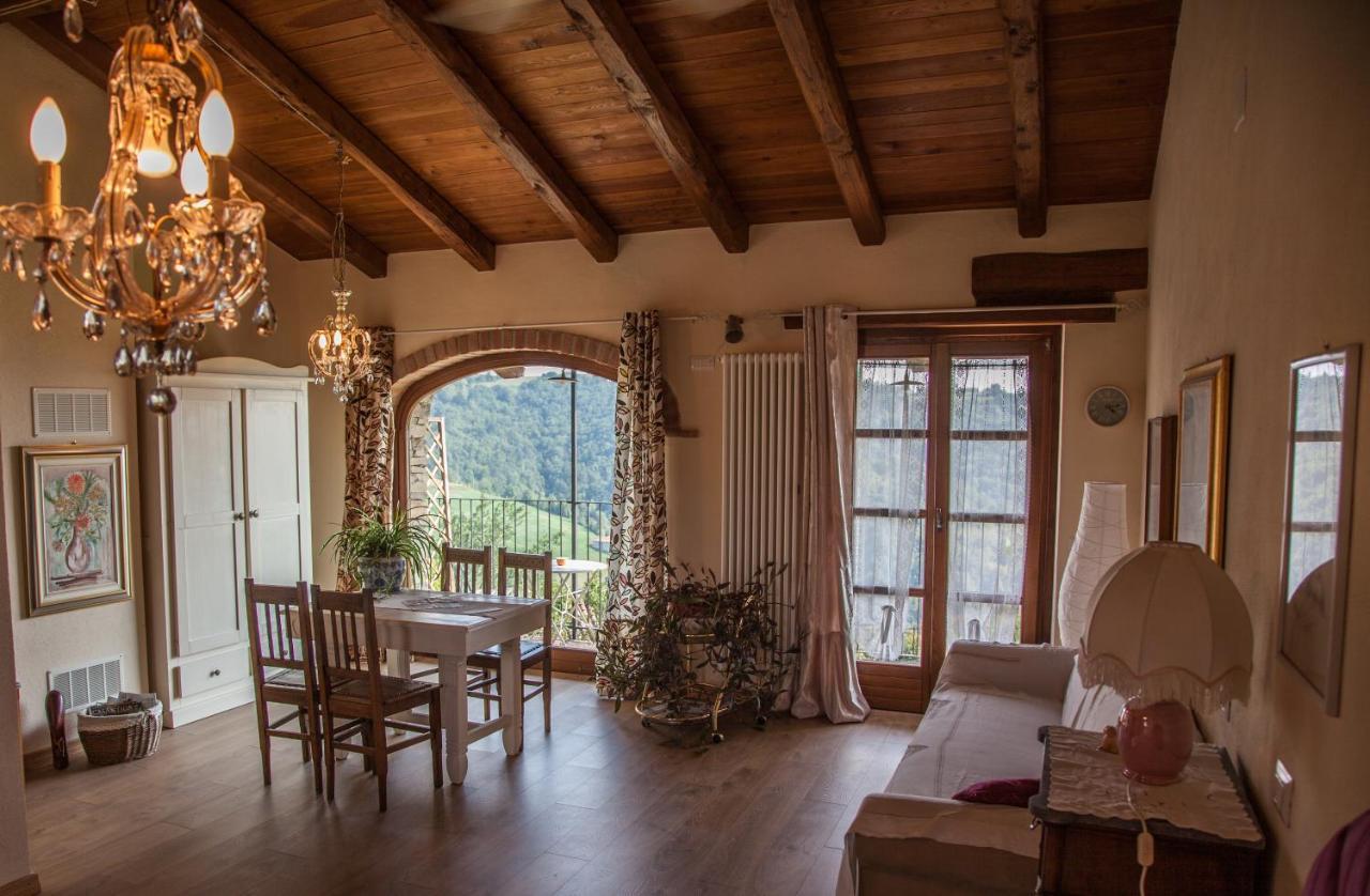 Magiche Langhe Bed & Breakfast Paroldo Exterior foto