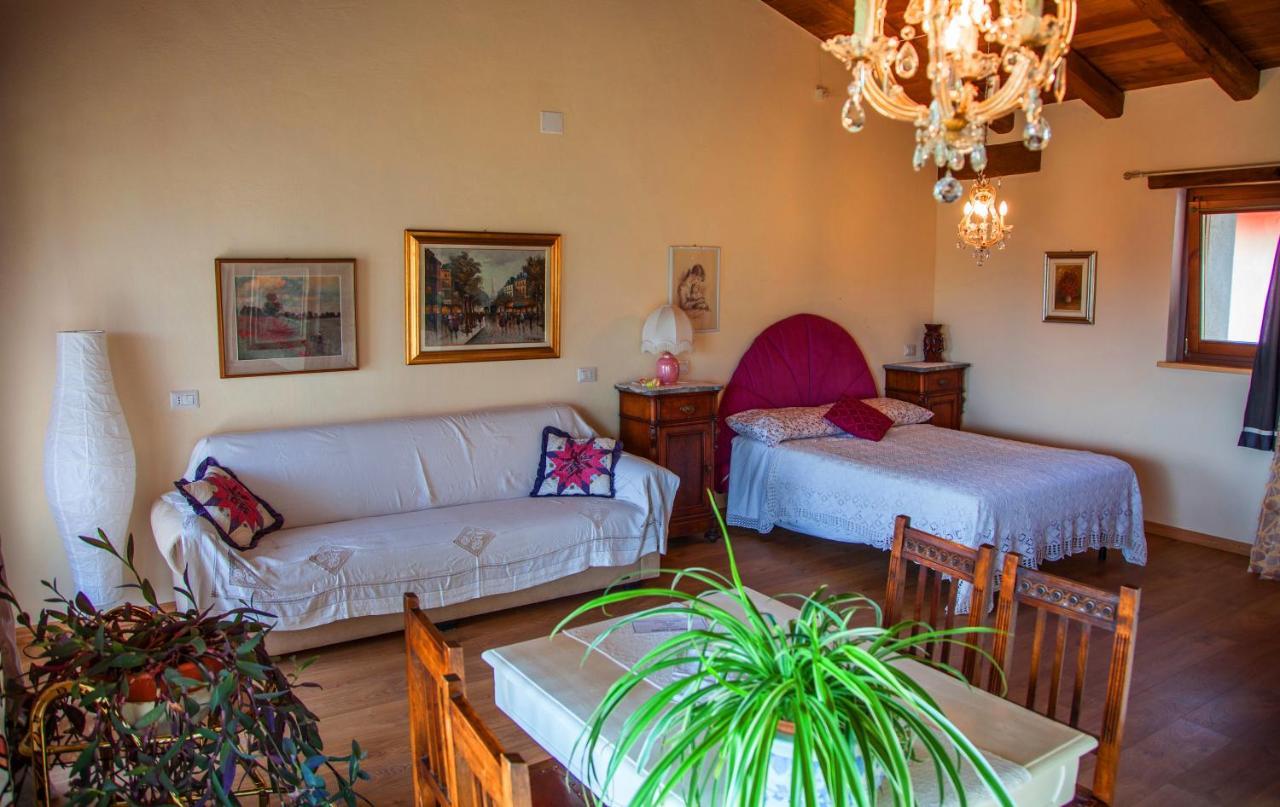 Magiche Langhe Bed & Breakfast Paroldo Exterior foto