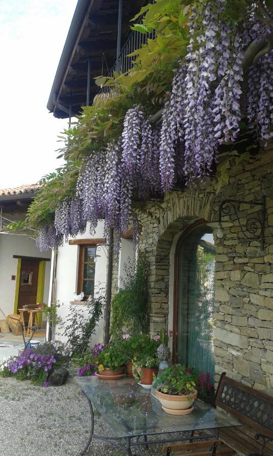 Magiche Langhe Bed & Breakfast Paroldo Exterior foto