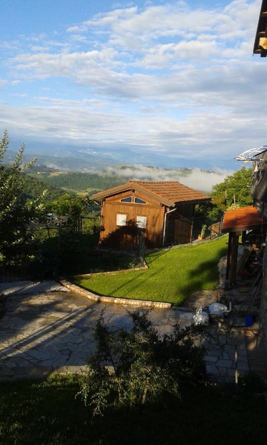 Magiche Langhe Bed & Breakfast Paroldo Exterior foto